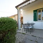 Casa Adriana - *